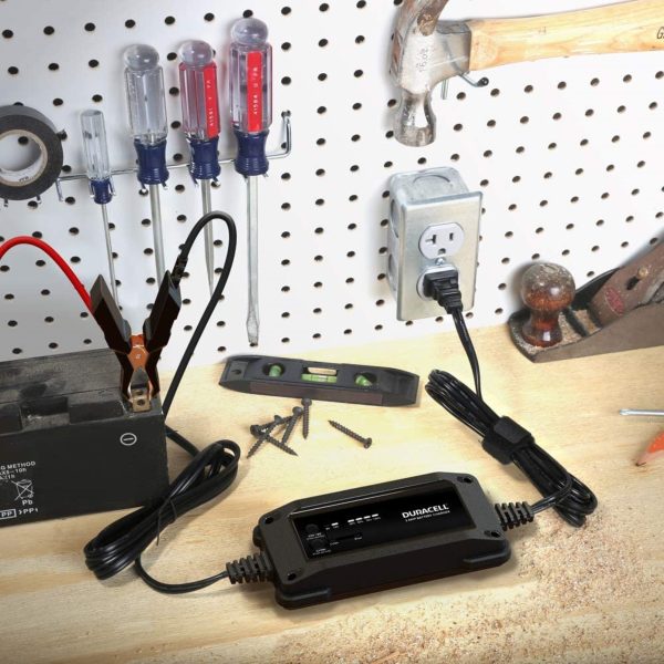 Duracell 2 amp Battery Charger + Maintainer - Image 4