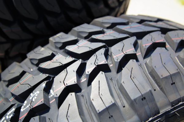 Crosswind M/T LT 30X9.50R15 Load 6 Ply MT Mud Tire - Image 3